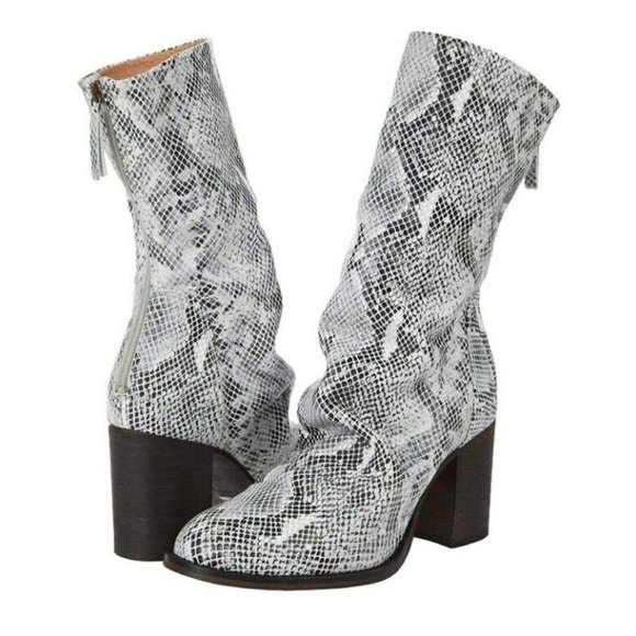 Free People Shoes - Free People Leather Boot Sz 6 Elle Block Heel Slouchy Zip Black White Snakeskin